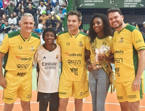 MISS BRASIL LAFAIETENSE É HOMENAGEADA E RECEBE FLORES DE FALCÃO