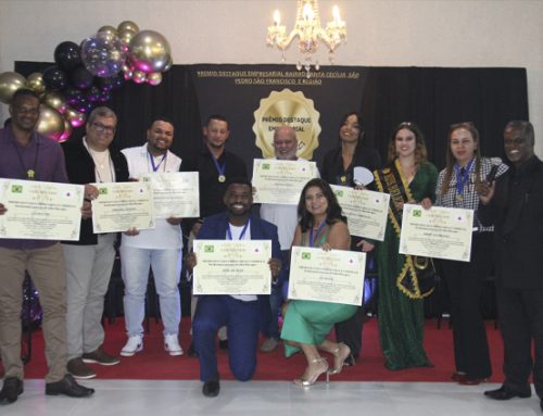 49ª EDIÇÃO DO PRÊMIO DESTAQUE EMPRESARIAL CELEBRA O EMPREENDEDORISMO EM ESMERALDAS