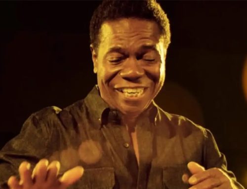 PAULINHO DA COSTA RECEBE ESTRELA NA CALÇADA DA FAMA EM HOLLYWOOD